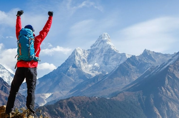 新手爬山南部指南：入門路線推薦、裝備清單與安全須知