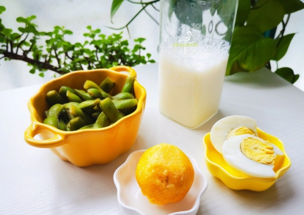 外食蛋白質攝取