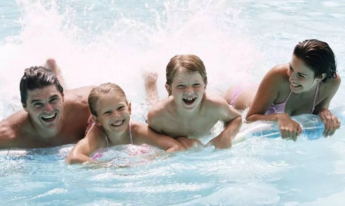 每天游泳一小時