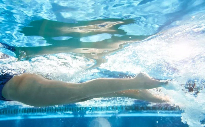 游泳腿變細 游泳腿變細