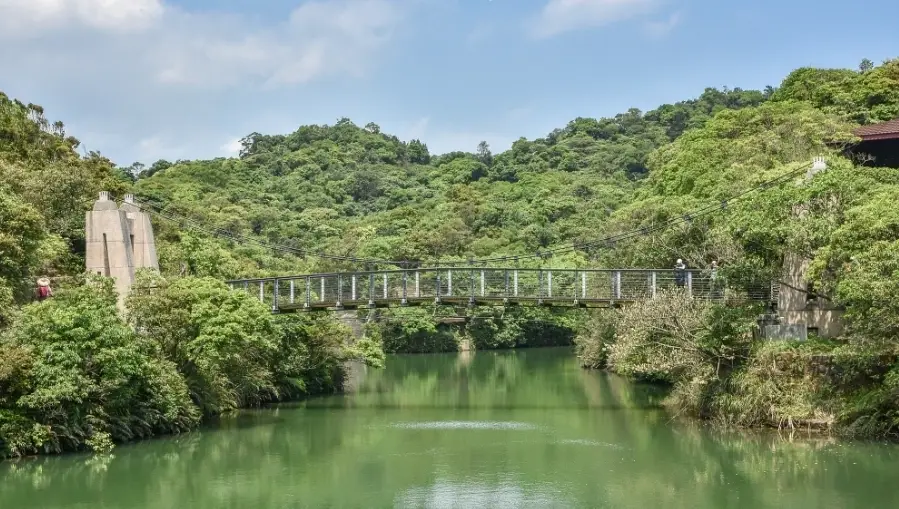情人湖步道健行