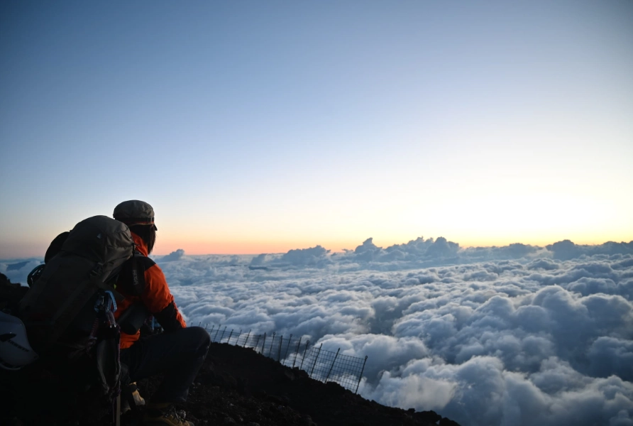 登山兩天一夜行程 登山兩天一夜行程