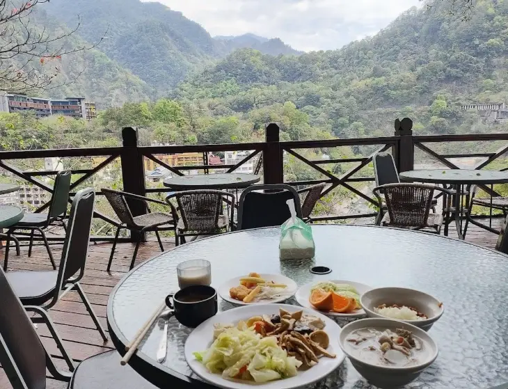 南寮登山步道美食