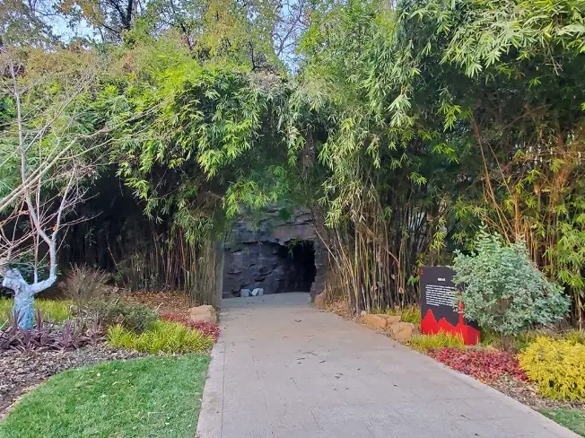 龜山登山步道 龜山登山步道