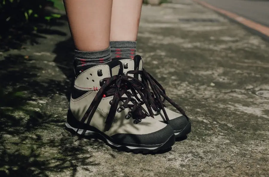 登山鞋女穿搭 登山鞋女穿搭