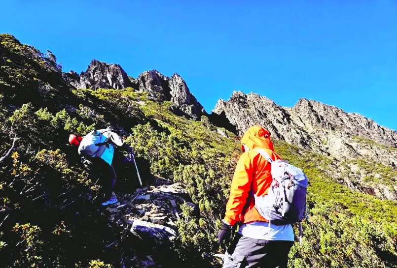 排雲山莊抽籤 排雲山莊抽籤