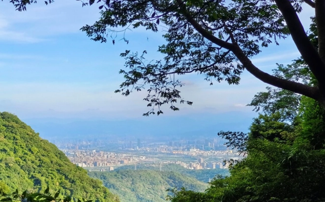 觀音山爬山多久