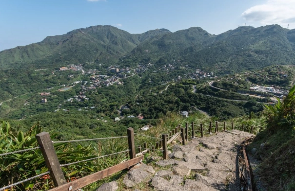 雞籠山登山 雞籠山登山