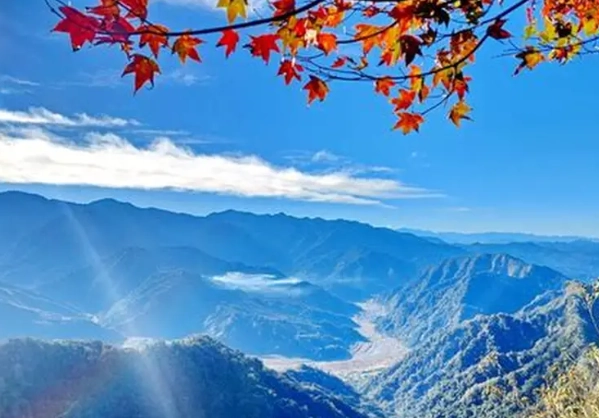 馬那邦山登山停車