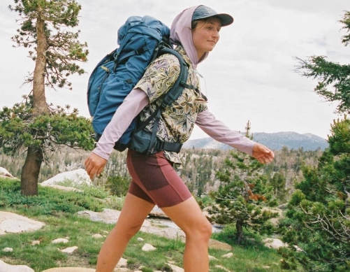 夏天爬山穿搭