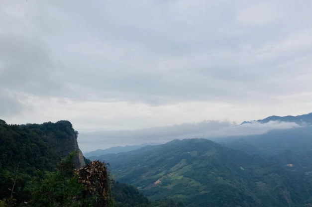 馬拉邦山登山交通