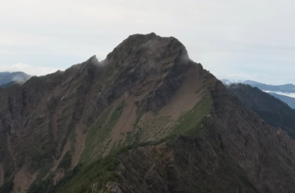 玉山前五峰申請