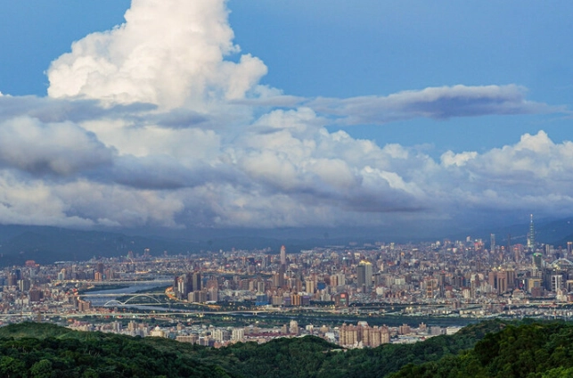 大棟山夜景交通